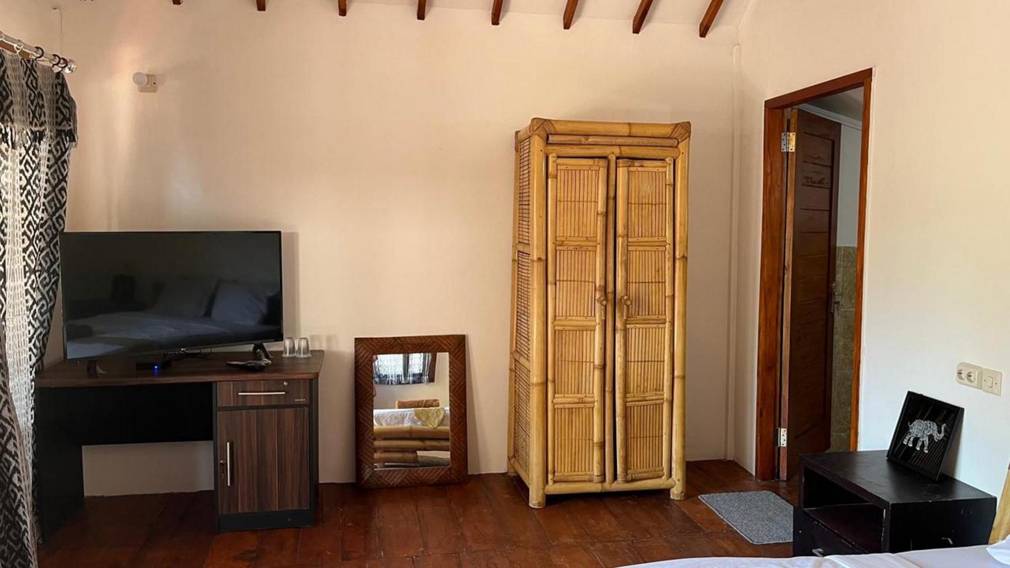 Mangsit Cici Bungalow Senggigi מראה חיצוני תמונה